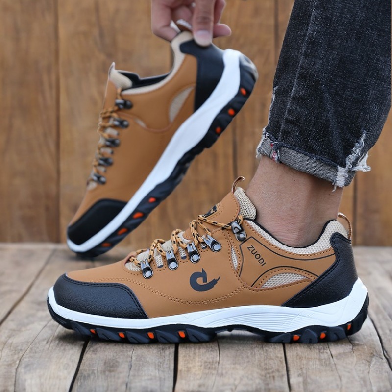 Hiking Boots Men's Black Sneak - مراجعة Men'S Mountain Biking Shoes وسعره