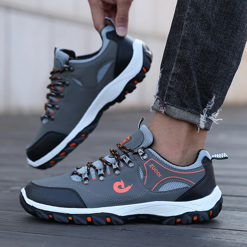 Hiking Boots Men's Black Sneak - مراجعة Men'S Mountain Biking Shoes وسعره